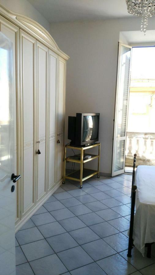 Whole Holiday Home Apartment Splendid Civitavecchia Da Pamino & Priscilla 외부 사진