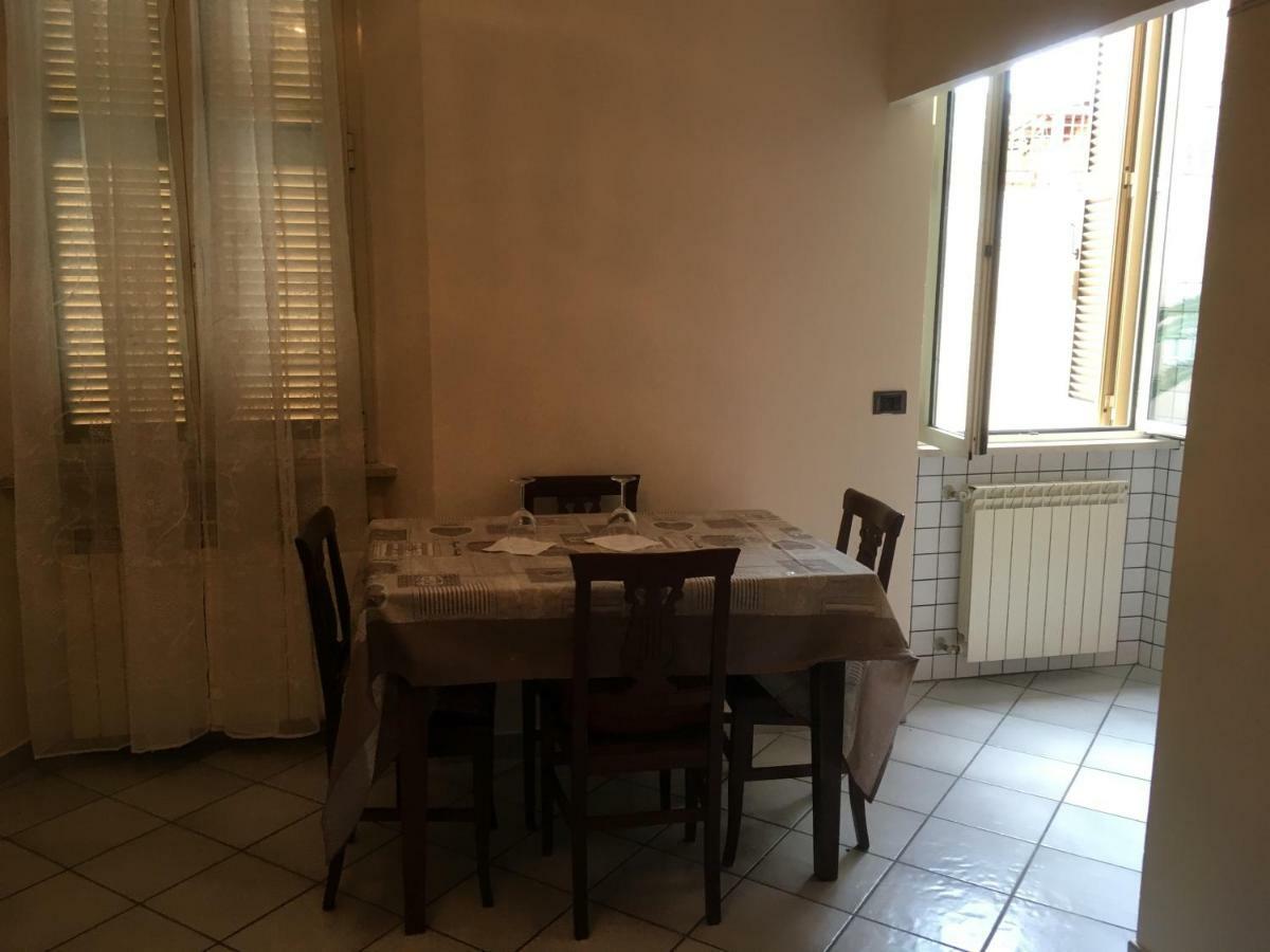 Whole Holiday Home Apartment Splendid Civitavecchia Da Pamino & Priscilla 외부 사진